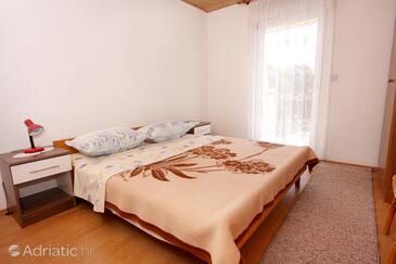 Apartments by the sea Marina, Trogir - 6116