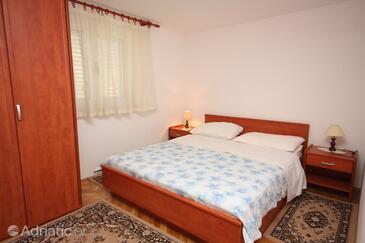 Appartamenti con parcheggio Vinisce, Traù - Trogir - 6117