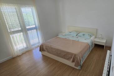 Apartments with swimming pool Bibinje, Zadar - 6121