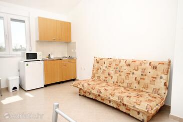 Ferienwohnungen mit Parkplatz Zukve, Zadar - 6126