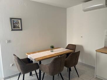 Sukošan, Jedilnica v nastanitvi vrste apartment, Hišni ljubljenčki dovoljeni in WiFi.