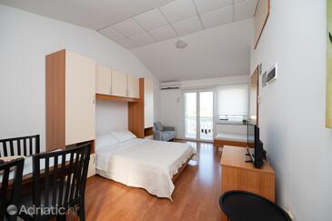 Apartmani s parkingom Sukošan, Zadar - 6131