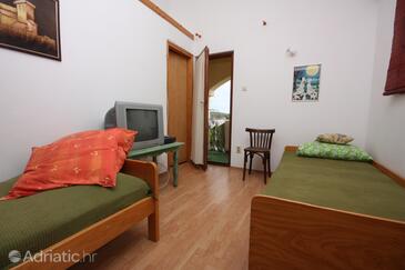 Ferienwohnungen mit Parkplatz Ljubac, Zadar - 6134