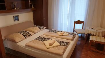 Apartments by the sea Grebaštica, Šibenik - 6135