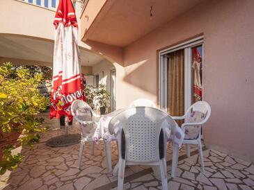 Appartamenti con parcheggio Brodarica, Sebenico - Šibenik - 6150