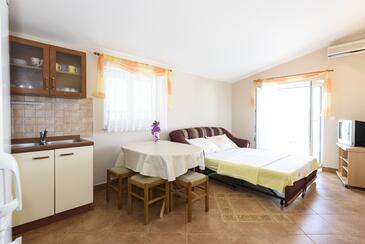 Apartments by the sea Sveti Petar, Biograd - 6158