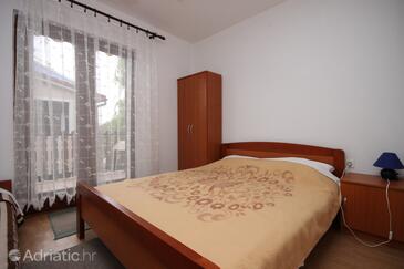 Apartments with parking space Bibinje, Zadar - 6160