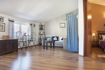 Apartmanok a tenger mellett Mali Iz, Iz - 6163