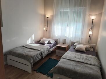 Apartments by the sea Turanj, Biograd - 6177