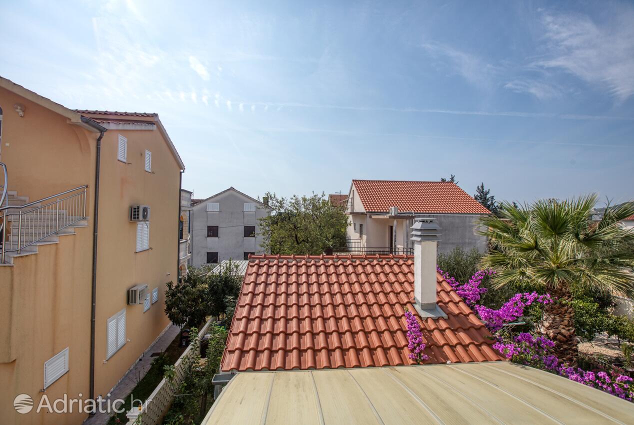 A-6178-a - Private accommodation - Apartments with a parking space Vodice