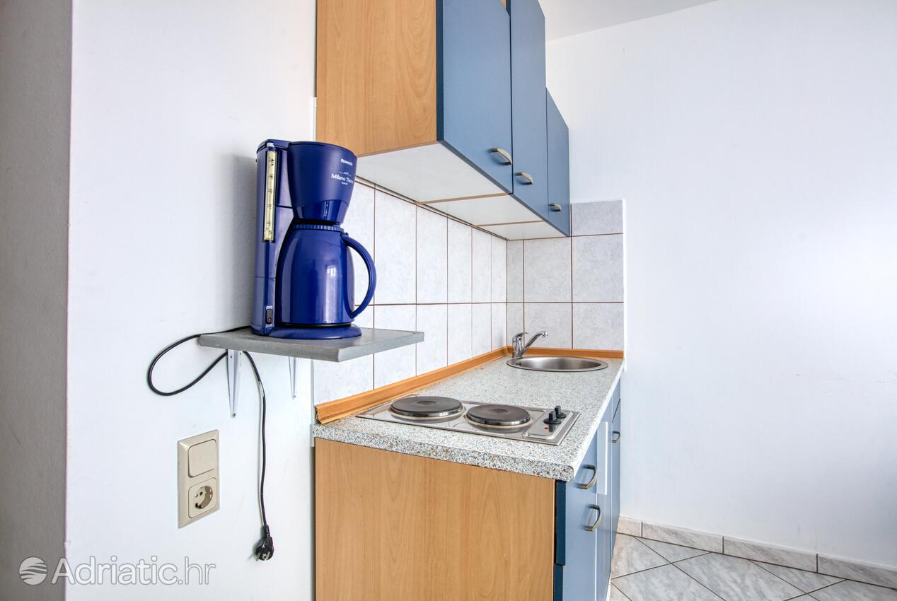 A-6178-a - Private accommodation - Apartments with a parking space Vodice