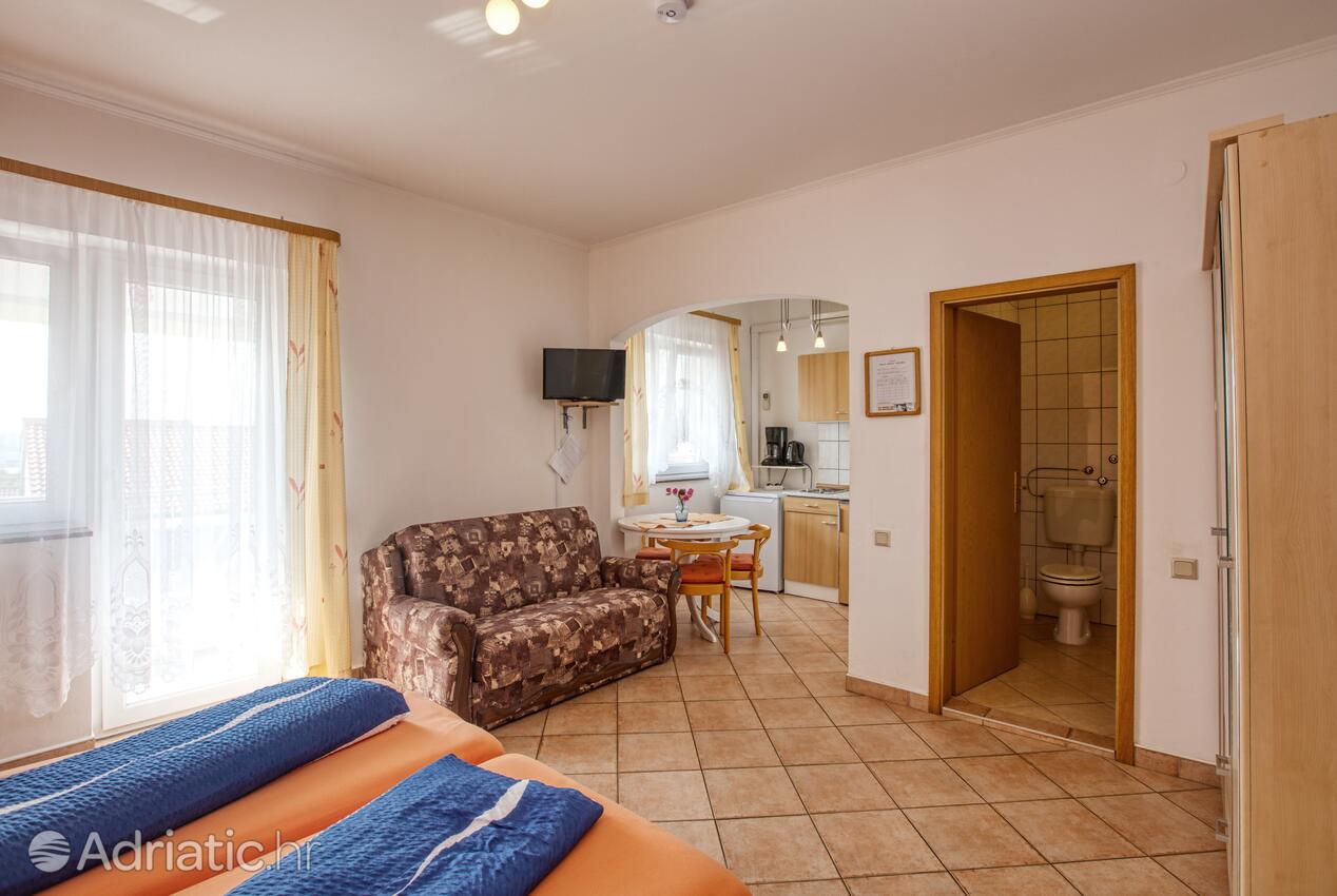 AS-6178-a - Private accommodation - Apartments with a parking space Vodice