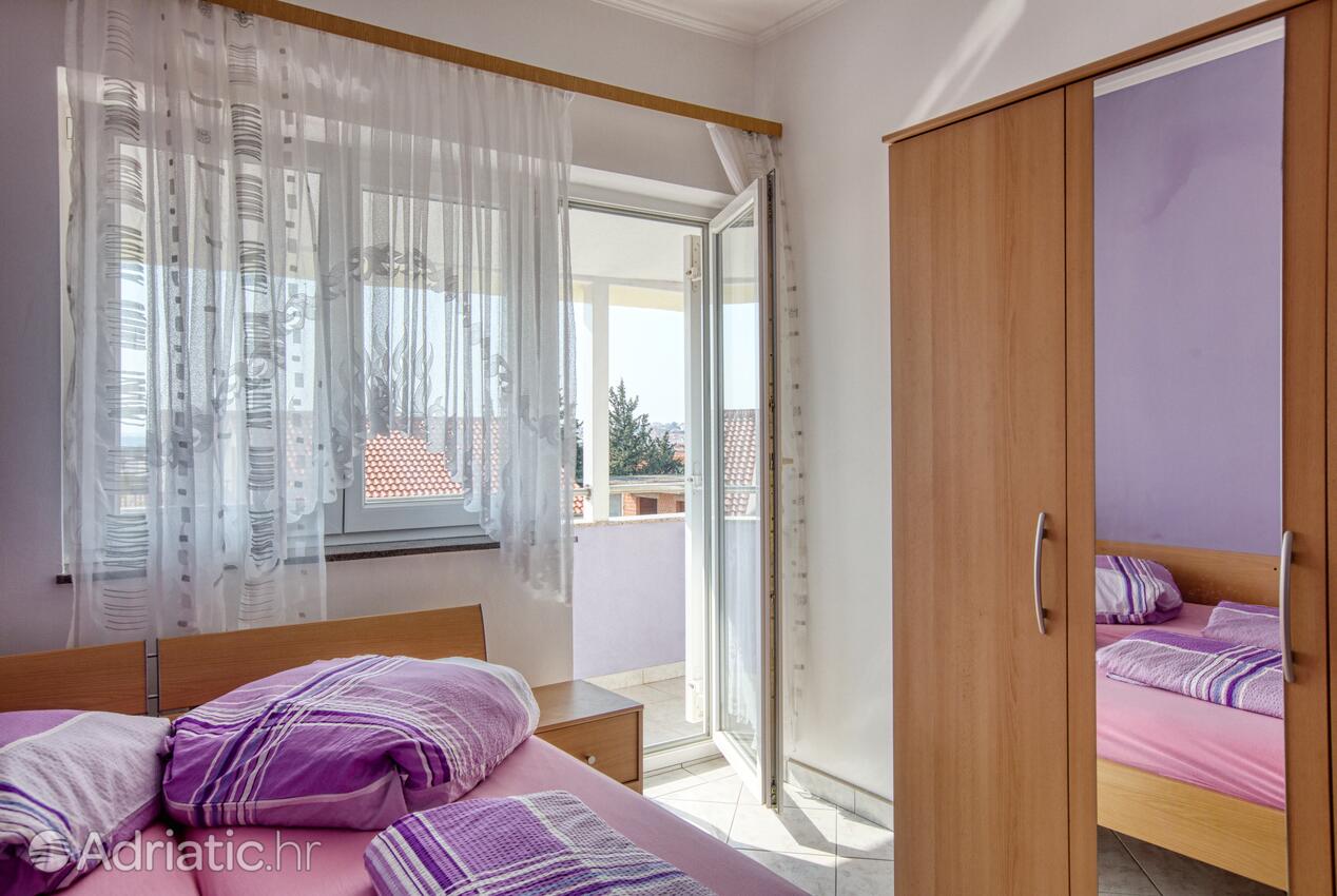 AS-6178-b - Private accommodation - Apartments with a parking space Vodice