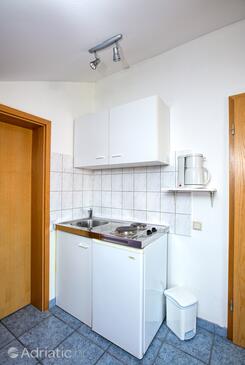 Apartments with parking space Vodice - 6178