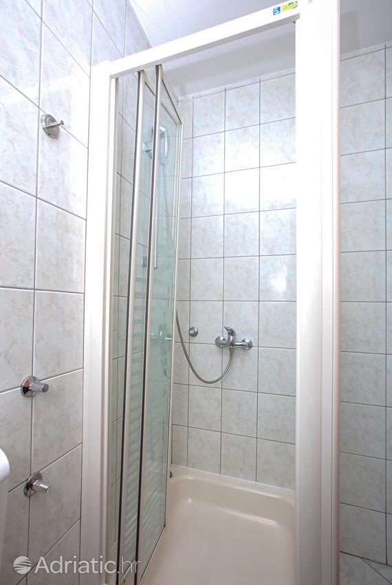 AS-6178-e - Private accommodation - Apartments with a parking space Vodice