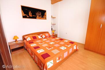 Apartmanok parkolóhellyel Vodice - 6181