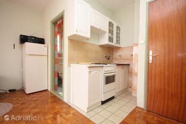 Lejlighedens parkeringsplads Biograd na Moru, Biograd - 6201