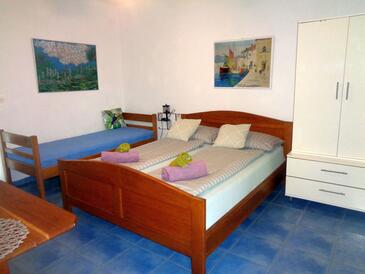 Apartments with parking space Biograd na Moru, Biograd - 6228