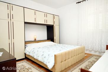 Apartments with parking space Vrsi - Mulo, Zadar - 6230