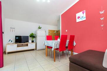 Apartments with parking space Tribunj, Vodice - 6237