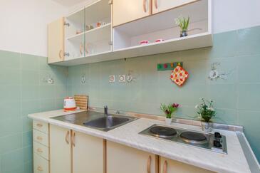 Apartments with parking space Tribunj, Vodice - 6237