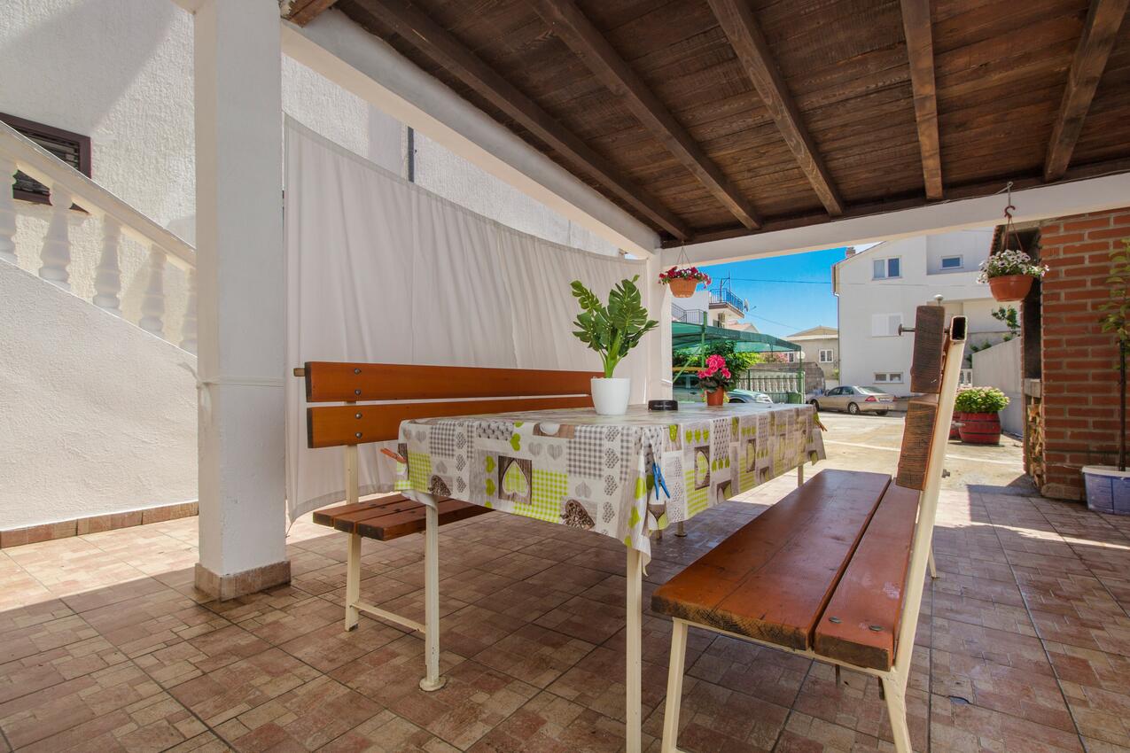 Apartments with parking spaces Tribunj, Vodice - 6237