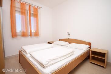 Apartments with parking space Ljubač, Zadar - 6244