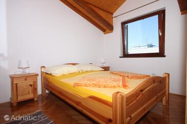 Apartments and rooms with parking space Vodice - 6260