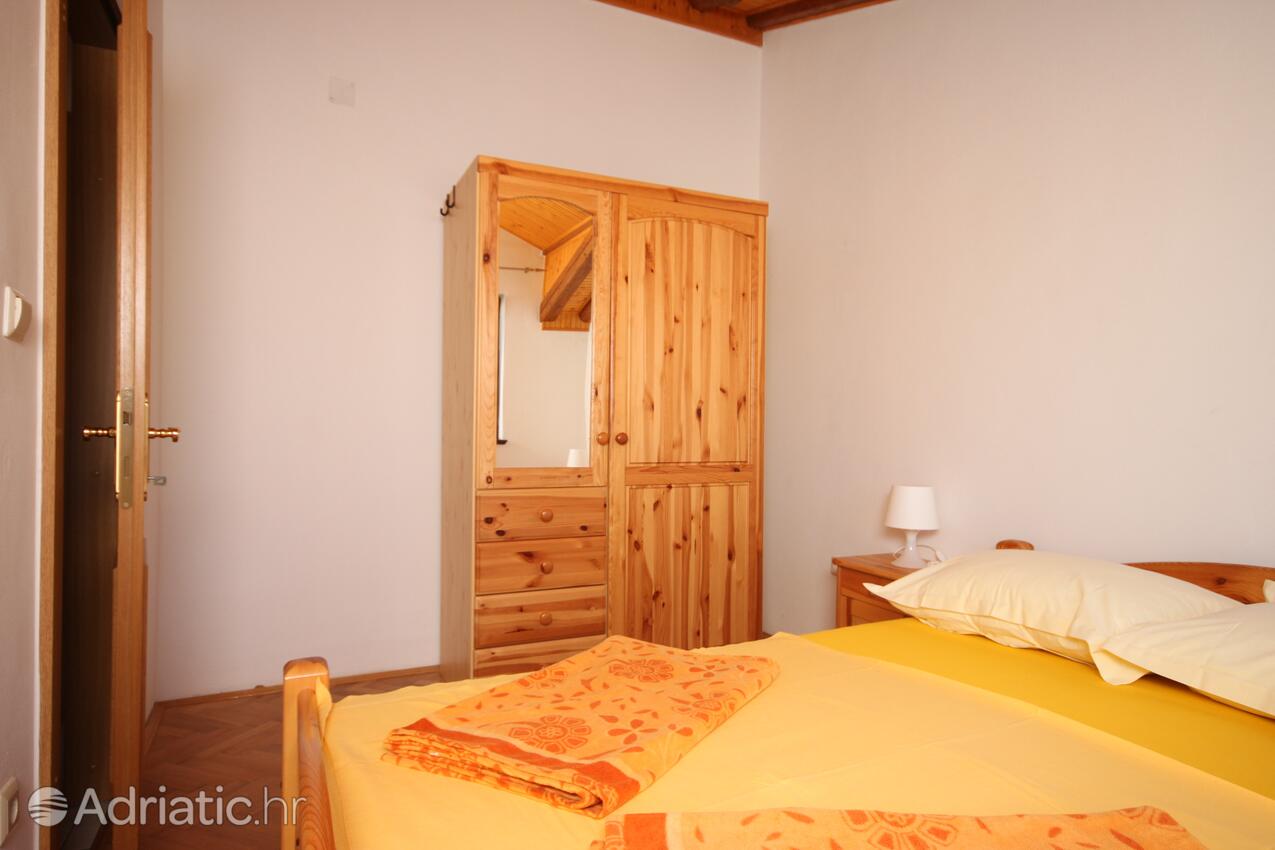 A-6260-b - Private accommodation - Apartments and rooms with parking space Vodice