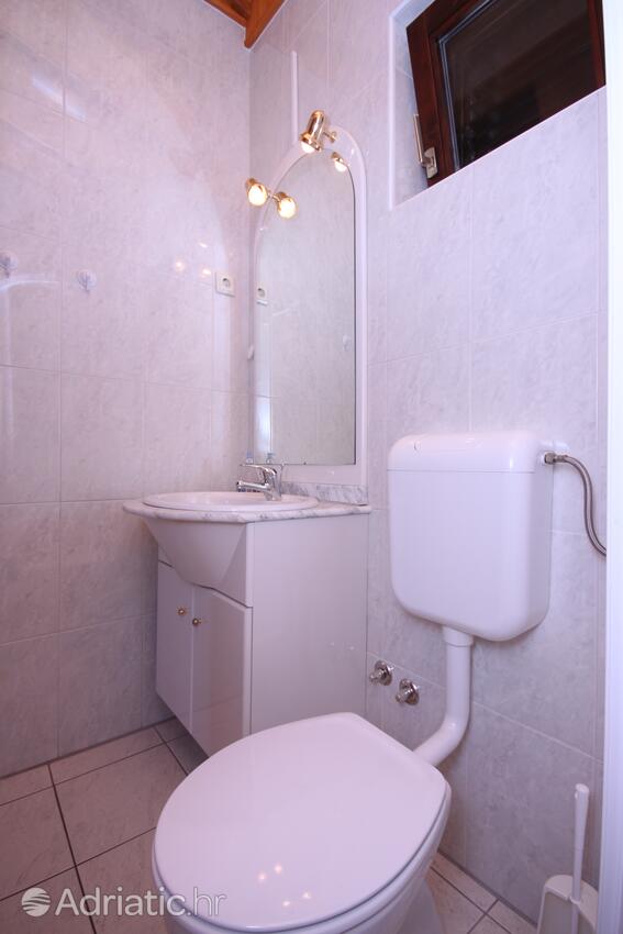 A-6260-c - Private accommodation - Apartments and rooms with parking space Vodice