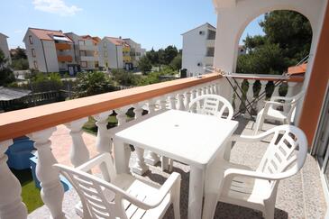 Apartments with balcony Vodice, North Dalmatia