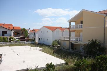 Apartments with balcony Vodice, North Dalmatia