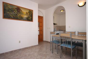 Apartments with balcony Vodice, North Dalmatia
