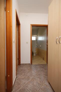 Apartments with balcony Vodice, North Dalmatia