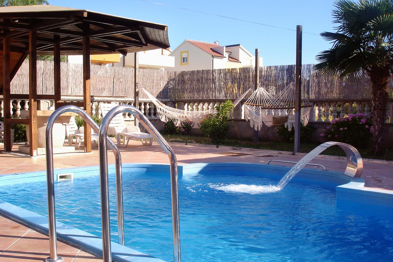 Apartments with balcony Vodice, North Dalmatia