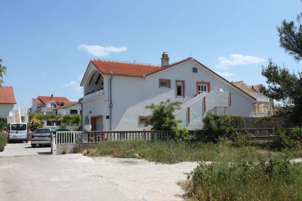 Apartments with balcony Vodice, North Dalmatia