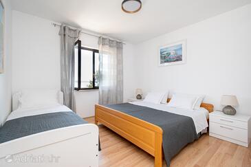 Apartmani uz more Tkon, Pašman - 6262