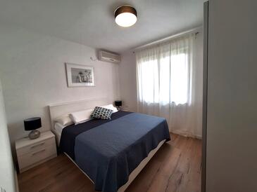 Apartmani uz more Tkon, Pašman - 6262
