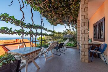 Three bedroom apartment Prigradica, Korčula (A-627-f(