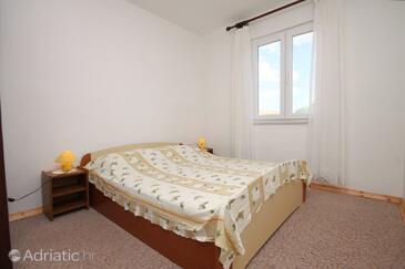 Apartmani s parkingom Pirovac, Šibenik - 6277
