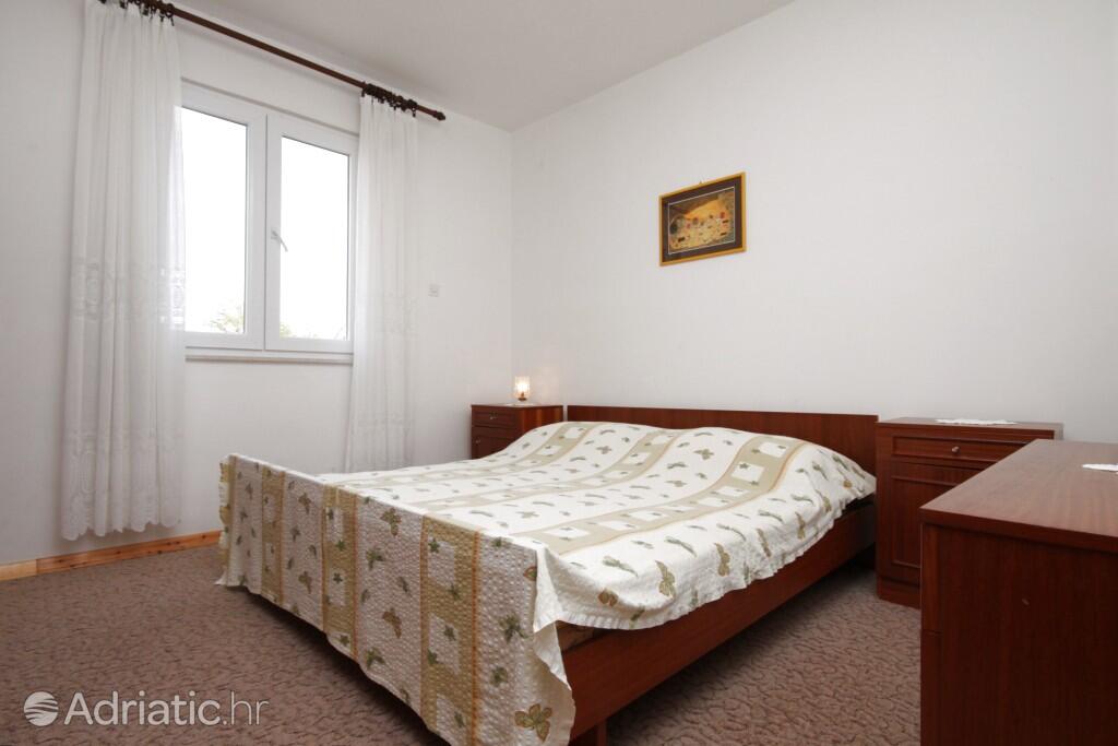 Apartmani s parkingom Pirovac, Šibenik - 6277