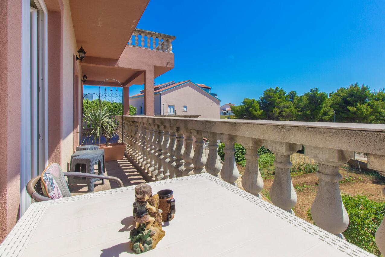 A-6280-b - Alloggi privati - Appartamenti accanto al mare Slosella - Pirovac, Sebenico - Šibenik