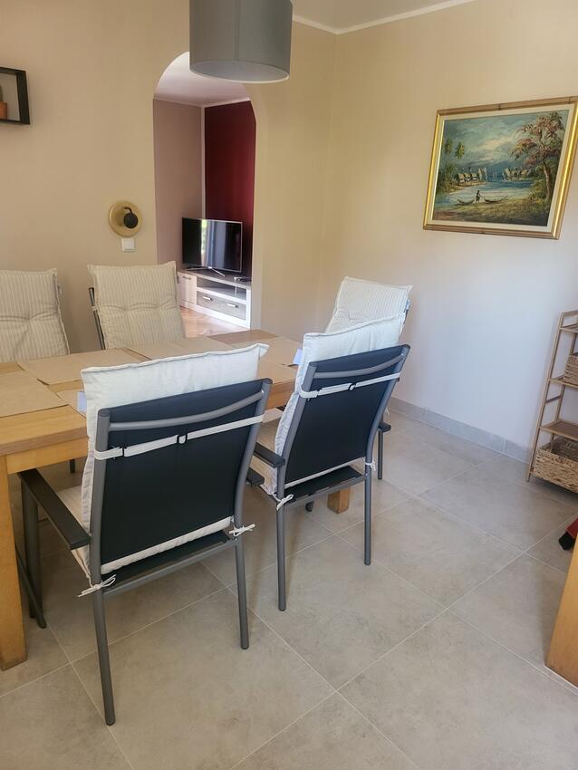 A-6280-c - Alloggi privati - Appartamenti accanto al mare Slosella - Pirovac, Sebenico - Šibenik
