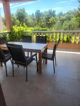 Appartamento di tre stanze Slosella - Pirovac Appartamento di tre stanze Slosella - Pirovac, Sebenico - Šibenik (A-6280-c(