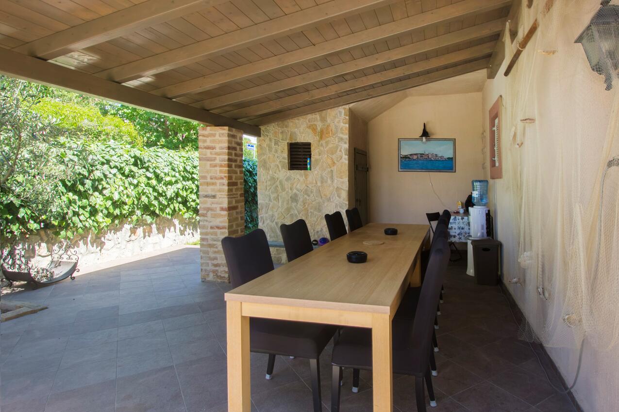 Giardino - Appartamenti accanto al mare Slosella - Pirovac, Sebenico - Šibenik