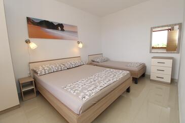 Apartments by the sea Mandre, Pag - 6284