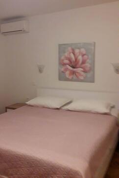 Apartmaji s parkingom Kustići, Pag - 6287