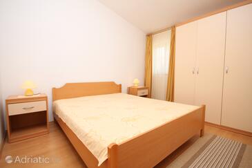 Apartments with parking space Pag - 6291