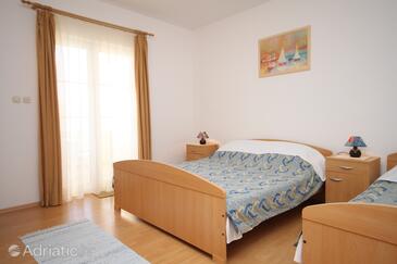 Apartments with parking space Pag - 6291