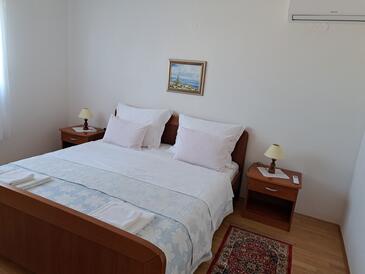 Apartments with parking space Povljana, Pag - 6296